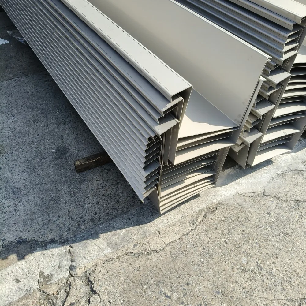 Easy to Install Water 304 201 2B Surface Gutter System 6m Length for Roof