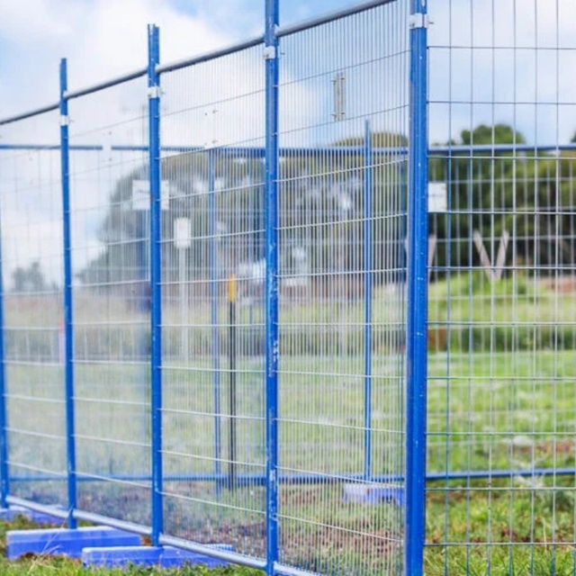 Weather Resistant AU Temporary Fence Special Coating Resists Harsh UV and Rust